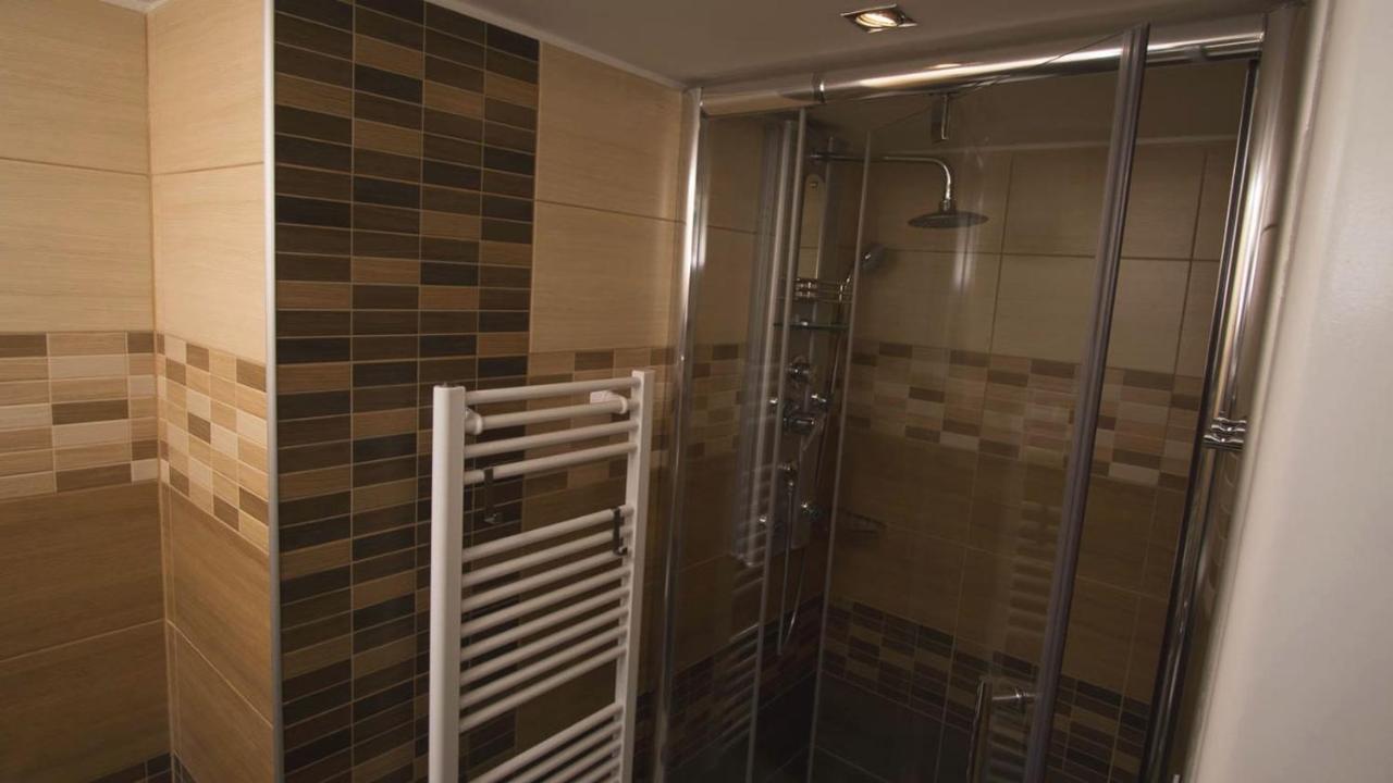 School Apartment - Your Unique Place In Prague By Metro Vysehrad Exterior foto